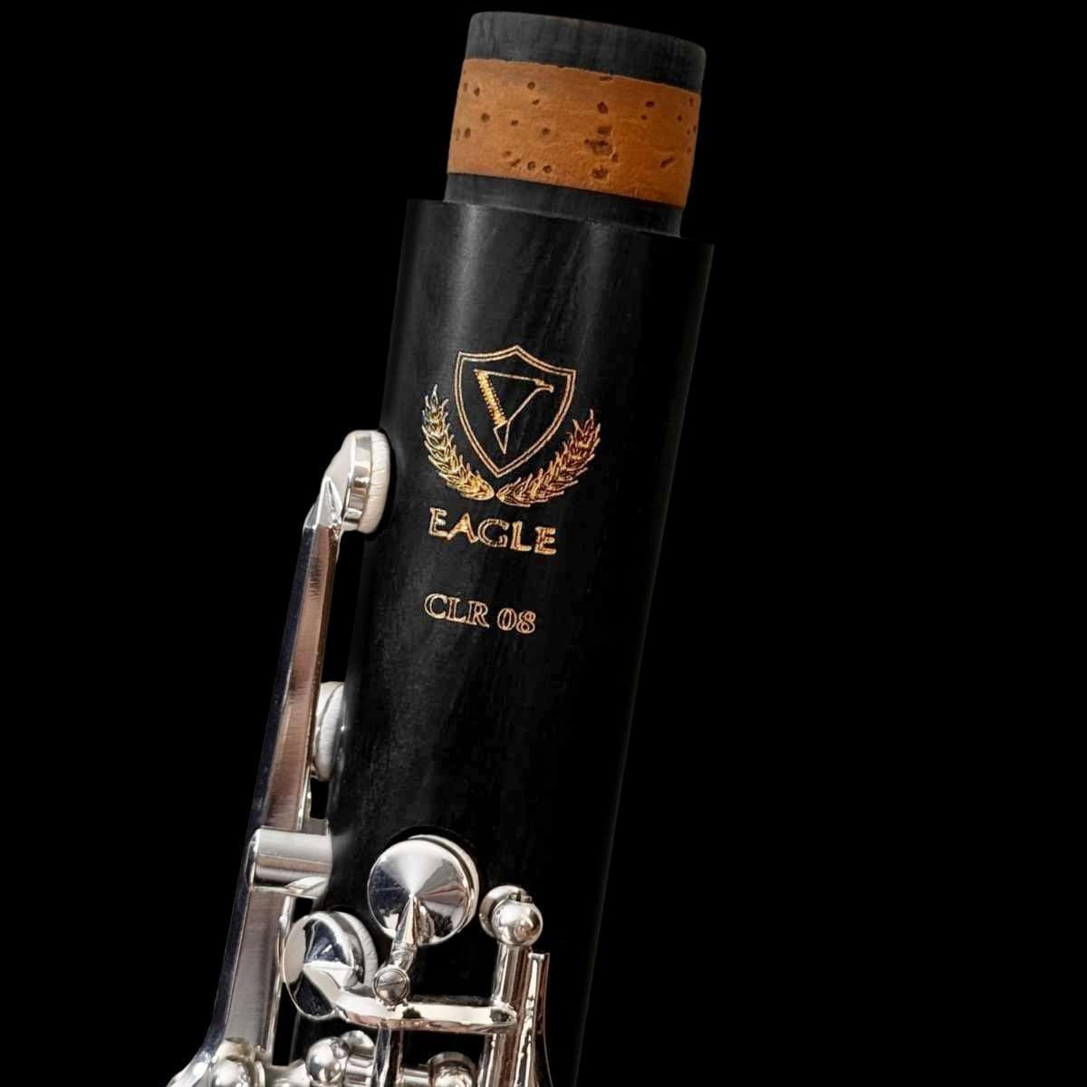 clr08-clarinete-madeira-rosewood-jacaranda-eagle-detalhe04 estojo de clarinete de madeira jacaranda eagle clr08 chaves prateadas