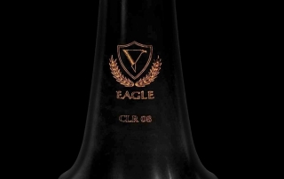 clr08-clarinete-madeira-rosewood-jacaranda-eagle-detalhe05 estojo de clarinete de madeira jacaranda eagle clr08 chaves prateadas