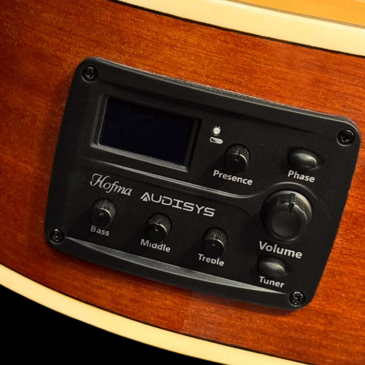 hmc225-violao-classico-hofma-hmc225-nt-natural-detalhe4 Captador de violão Hofma náilon HMC225