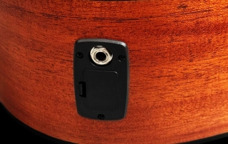 viol&atilde;o folk hofma eletroac&uacute;stico para canhotos hmf250 stnt lh detalhe jackbox