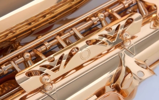 hsa400-saxofone-alto-hofma-laqueado-dourado-detalhe07