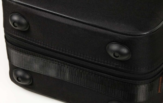 estojo de saxofone tenor hofma hst403 detalhe dos pezinhos