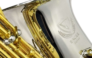 sa500-saxofone-alto-eagle-sa500-nl-niquelado-chaves-laqueadas-douradas-detalhe (2)