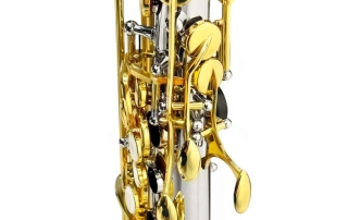 sa500-saxofone-alto-eagle-sa500-nl-niquelado-chaves-laqueadas-douradas-detalhe5
