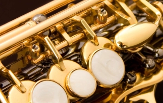 sp502 saxofone soprano reto eagle pro series sp502 bg ônix chaves douradas com madreperola