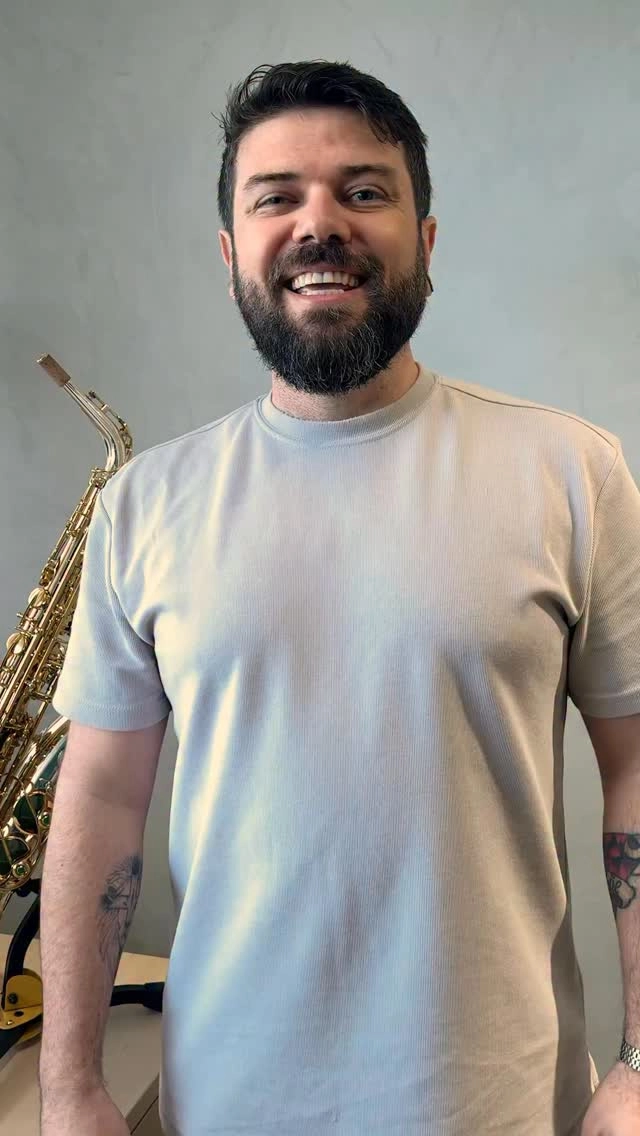 Parabéns a todos os saxofonistas que colocam sentimento em cada nota e fazem a música acontecer todos os dias.  Nosso super time de saxofonistas tem um recado especial pra você!  Eagle, asas para o seu talento.  Deixe seu comentário e compartilhe esse vídeo com aquele amigo que também toca sax!  #diadosaxofonista #eagle #eagleinstrumentos #eagleinstrumentosmusicais