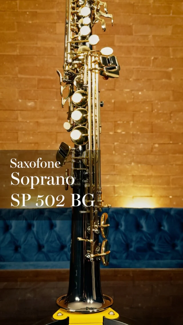 Um soprano que te dá segurança para tocar. 😉  O SP502BG da Eagle entrega afinação precisa, resposta rápida e um som equilibrado, pronto para qualquer situação, do estudo ao palco.  Com tudel reto e curvo, você escolhe entre mais projeção ou mais conforto.  E tudo isso com um visual marcante que chama atenção desde o primeiro olhar. 😍  Se você quer evoluir no soprano, esse é o tipo de instrumento que faz diferença.  Eagle, asas para o seu talento! 🦅  #eagle #saxeagle #saxofone #eagleinstrumentos #instrumentosmusicais