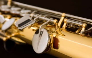 sp502-saxofone-soprano-reto-eagle-pro-series-sp502-ln-laqueado-dourado-chaves-niqueladas-detalhe06 saxofone soprano reto eagle pro series sp502 ln laqueado dourado chaves niqueladas