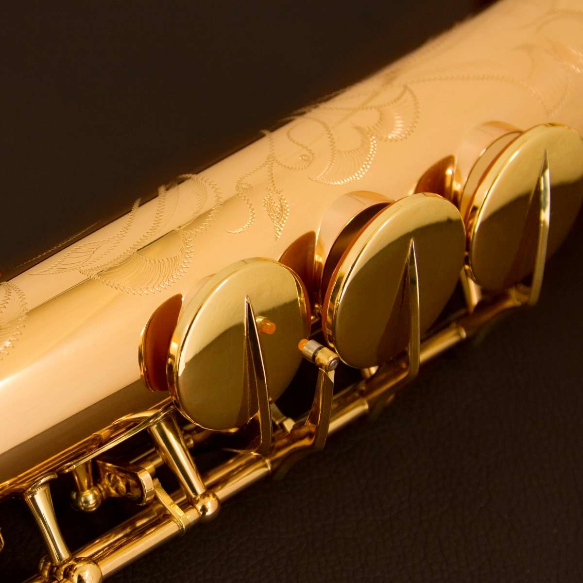 spx512-saxofone-soprano-reto-bronze-eagle-master-series-spx512-laqueado-detalhe03 saxofone soprano de bronze profissional master series SPX512