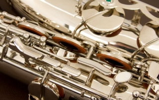 st503-saxofone-tenor-eagle-st503-n-niquelado-detalhe4 st503 saxofone tenor eagle st503 niquelado detalhe