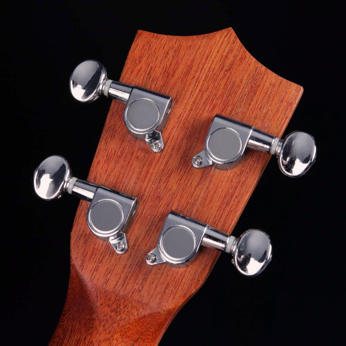 su23me-ukulele-concerto-shelby-su23me-stnt-mogno-acetinado-detalhes-02 headstock de ukulele concerto elétrico Shelby SU 23ME