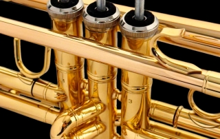trompete laqueado eagle master series bronze 85/15 detalhe pistos