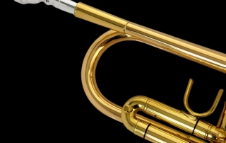 trompete laqueado eagle master series bronze 85/15 detalhe bocal